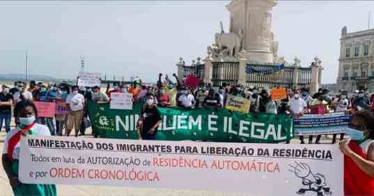 অভিবাসন আইন শিথিলের দাবিতে পর্তুগালে আন্দোলন