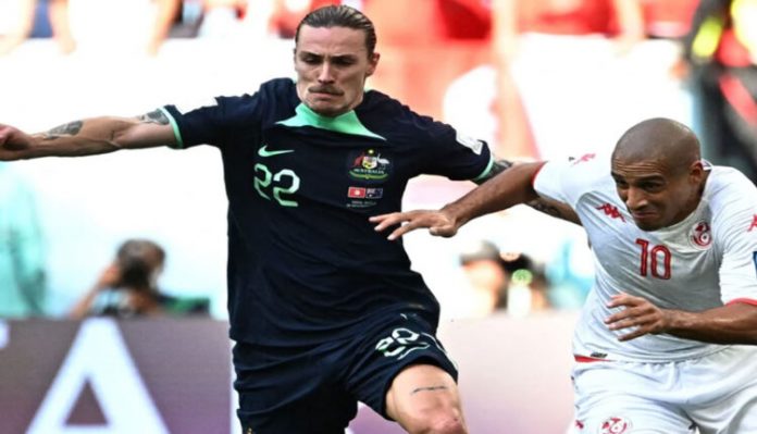 এই প্রথম বিশ্বকাপে জয়ের দেখা পেল অস্ট্রেলিয়া