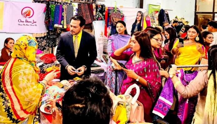 কিউরিয়াস মিডিয়ার ‌‘ই-বিজ ফেয়ার’ অনুষ্ঠিত