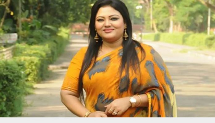 যুবলীগের সমাবেশ মাতালেন সঙ্গীতশিল্পী মমতাজ