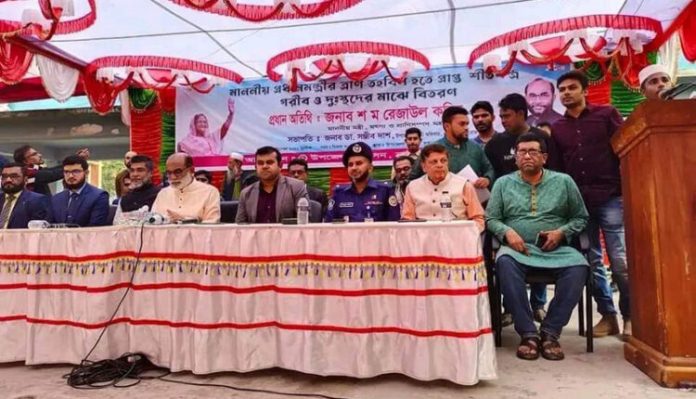 শেখ হাসিনার কারণে দেশ আজ উন্নত