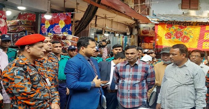 অগ্নিদুর্ঘটনা প্রতিরোধে অভিযান,  নগদ জরিমানা