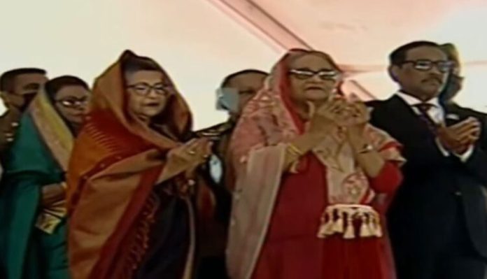 মেট্রোরেল উদ্বোধন করলেন প্রধানমন্ত্রী