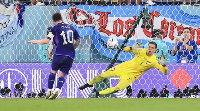 Screenshot_7.jpg চমক দেখিয়েই চলছেন পোলিশ গোলরক্ষক