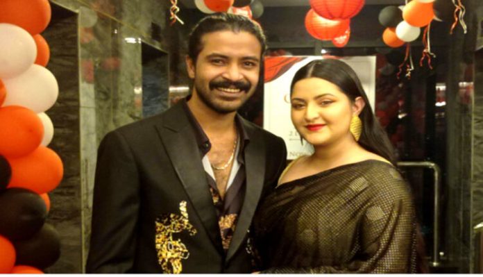 রাজ-পরীকে পেয়ে চট্টগ্রামবাসীর আনন্দ প্রকাশ