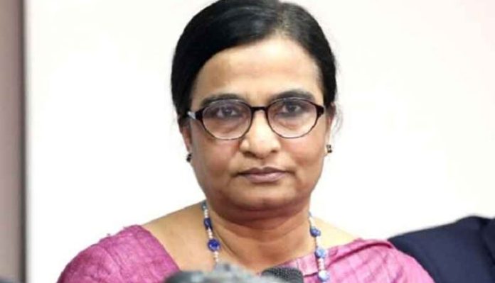 সুস্থ হয়ে আজ দেশে ফিরছেন সেব্রিনা ফ্লোরা