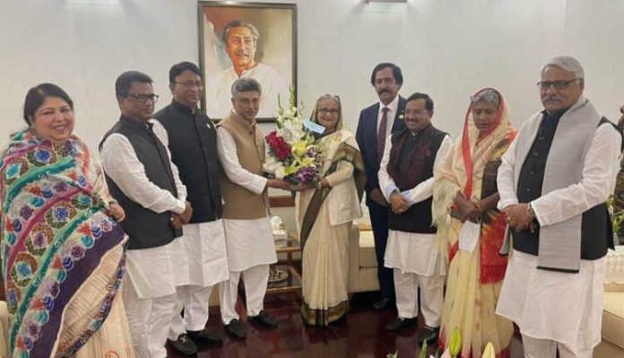 শেখ হাসিনাকে স্পিকার ও চিফ হুইপদের শুভেচ্ছা