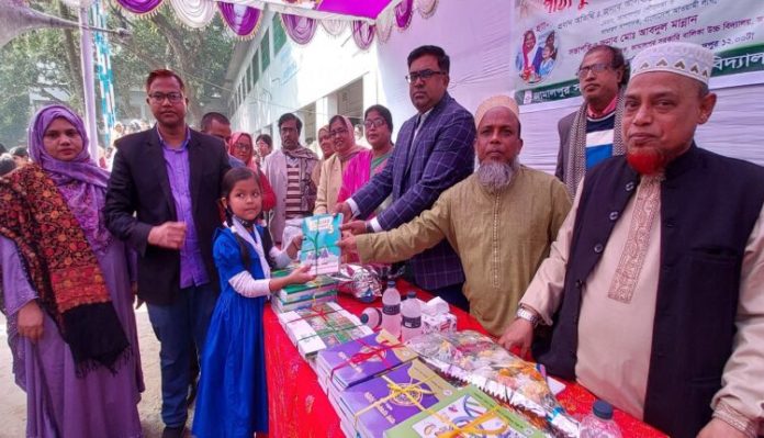 জামালপুরে পাঠ্যপুস্তক দিবস পালিত