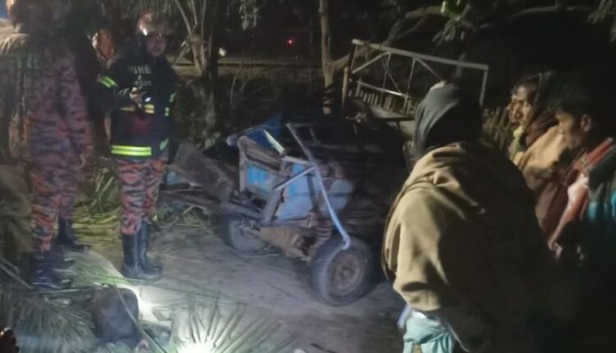 মান্দায় সড়ক দুর্ঘটনায় নিহত ১,আহত ৩