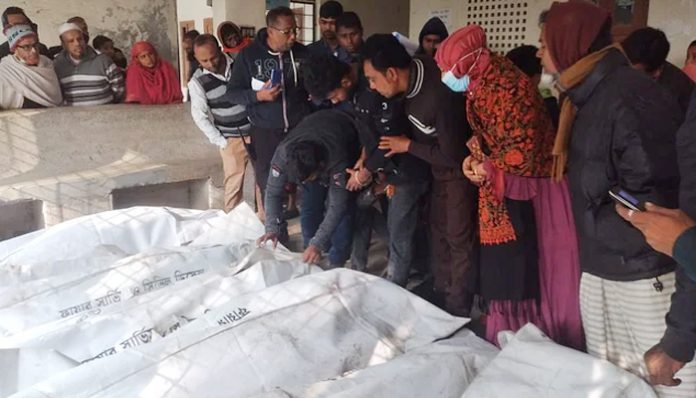 image-376574.jpg জাজিরায় সড়ক দুর্ঘটনায় নিহত ৬