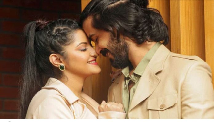 দুবাই যাচ্ছেন পরীমণি সঙ্গে রাজ!