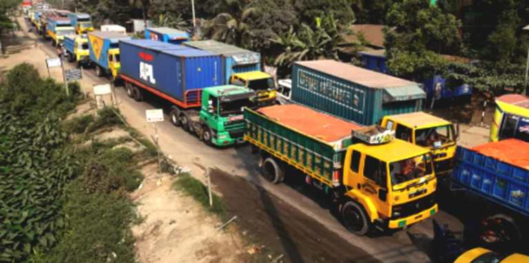 ঈদে ট্রাক, কাভার্ড ভ্যান ও লরি চলাচলবন্ধ থাকবে ৬ দিন