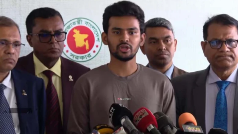 জাতীয় নির্বাচনের আগে স্থানীয় নির্বাচন জরুরি: উপদেষ্টা আসিফ মাহমুদ